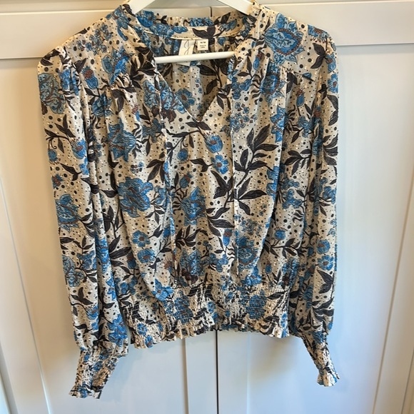 Joie Jaipur Floral Long Sleeve Smocked Waist & Cuffs Clip Dot Peasant Top - Picture 11 of 16